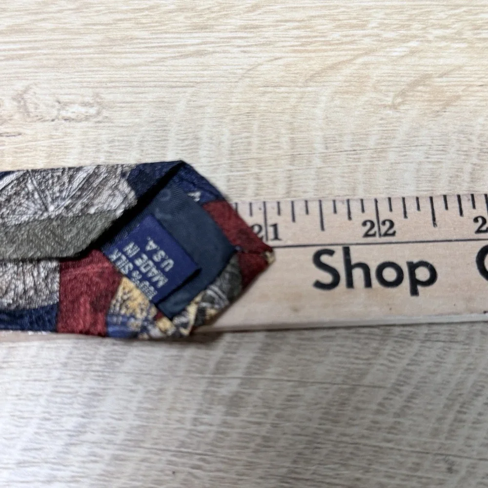 Vintage 90s Structure Mens Necktie Hunting Outdoors Novelty Tie Geometric